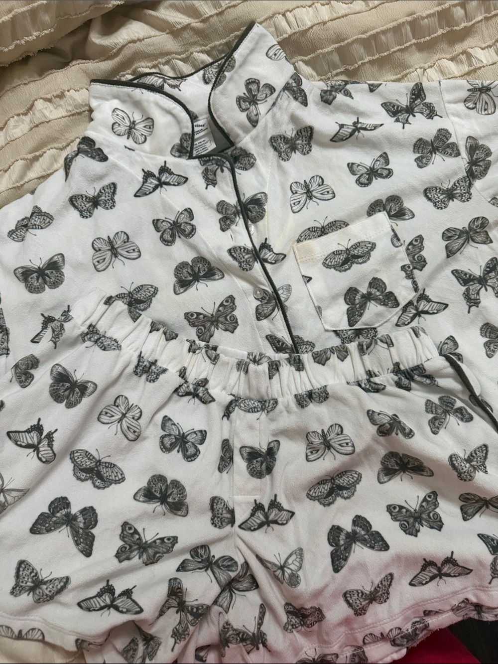 Girls White Butterfly Print Shirt and Shorts Set  with Black Trim